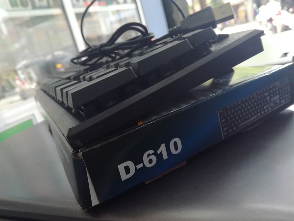 Bàn phím Dell D610